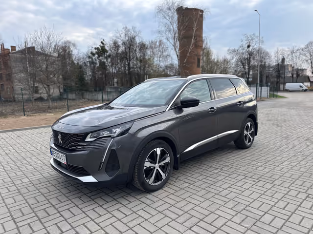 Peugeot 5008 - фото 1