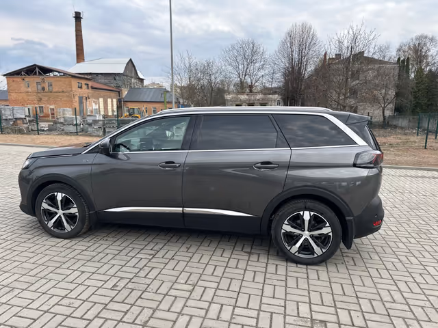 Peugeot 5008 - фото 4