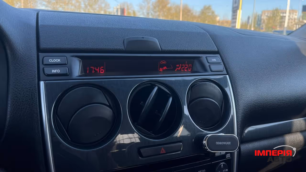 Mazda 6 - фото 23
