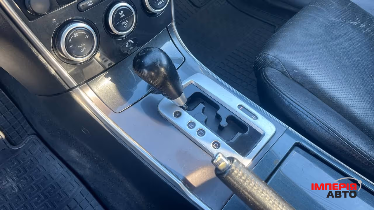 Mazda 6 - фото 16