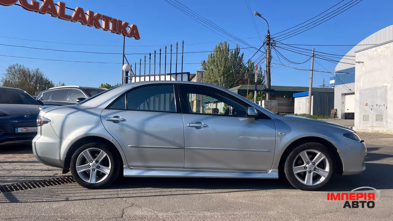 Mazda 6 - фото 8
