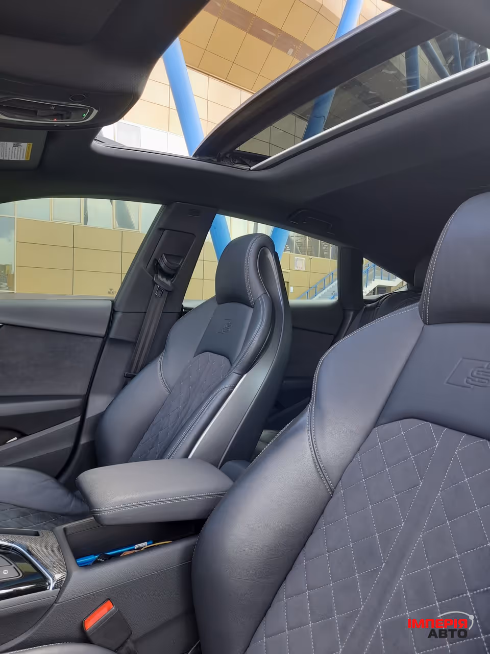 Audi S5 - фото 9