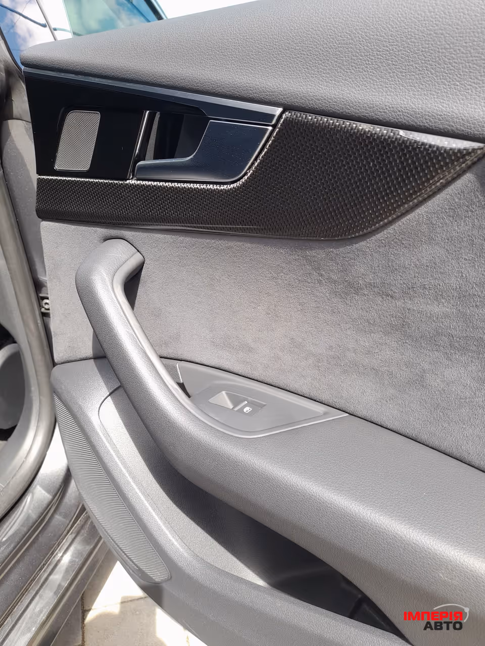 Audi S5 - фото 13