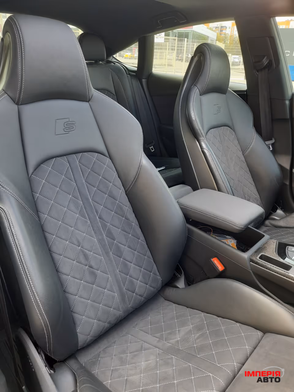 Audi S5 - фото 8