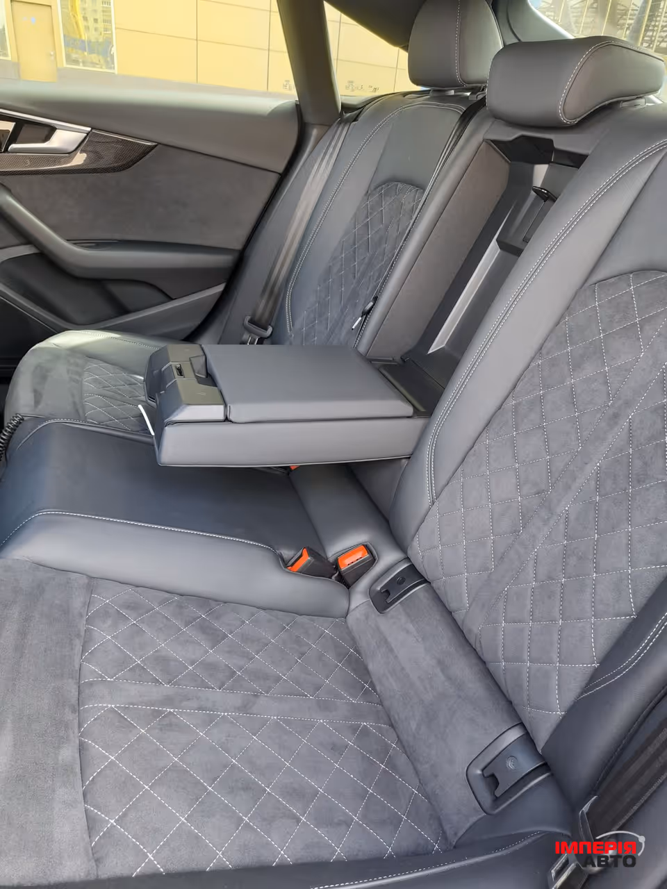 Audi S5 - фото 14