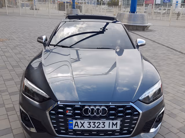 Audi S5 - фото 1