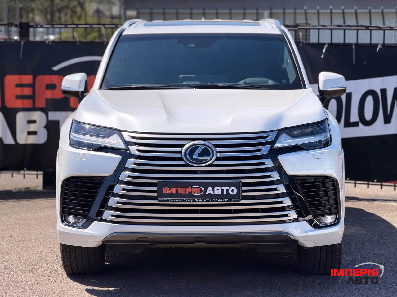 Lexus LX - фото 3