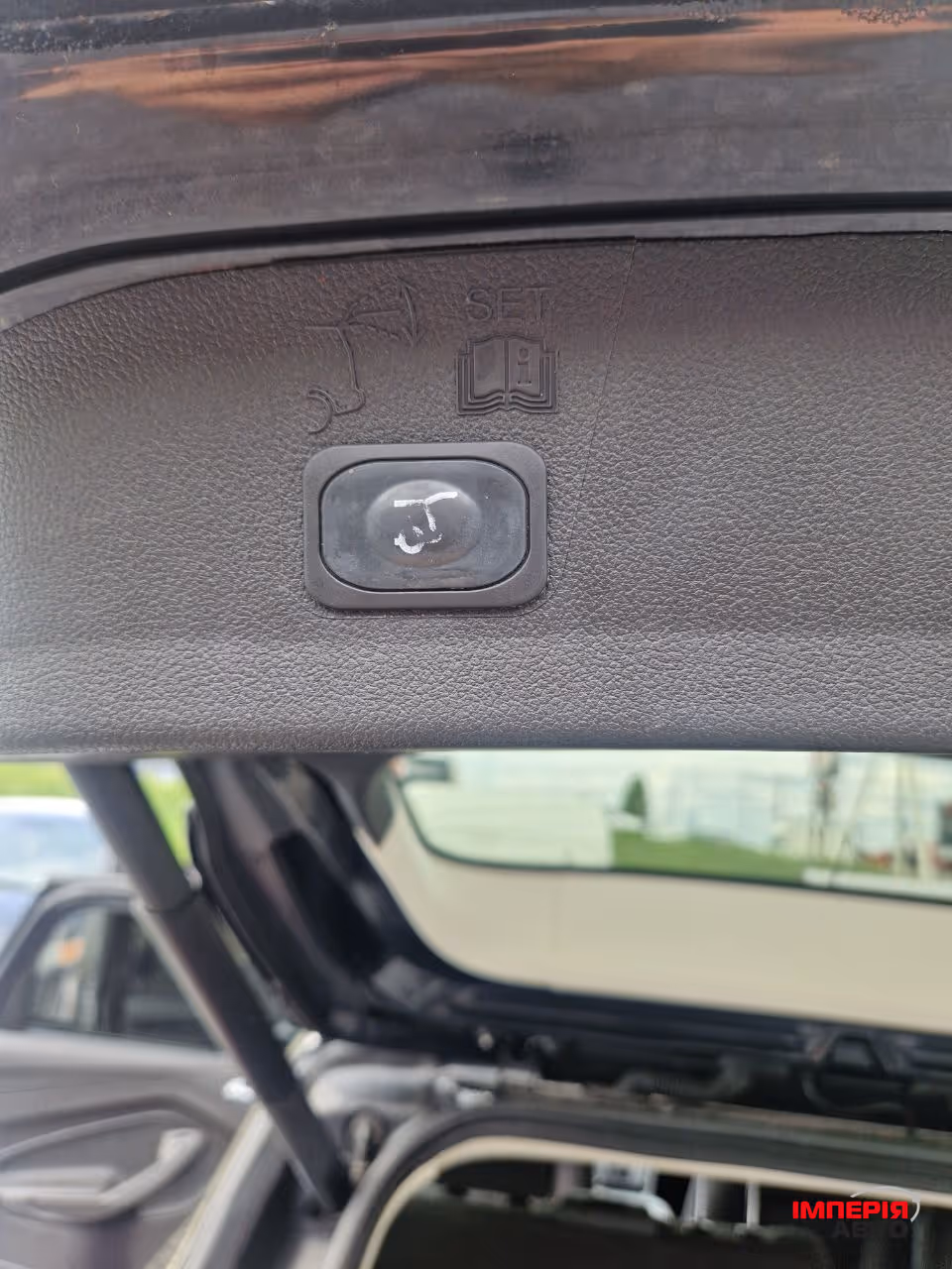 Ford Escape - фото 24