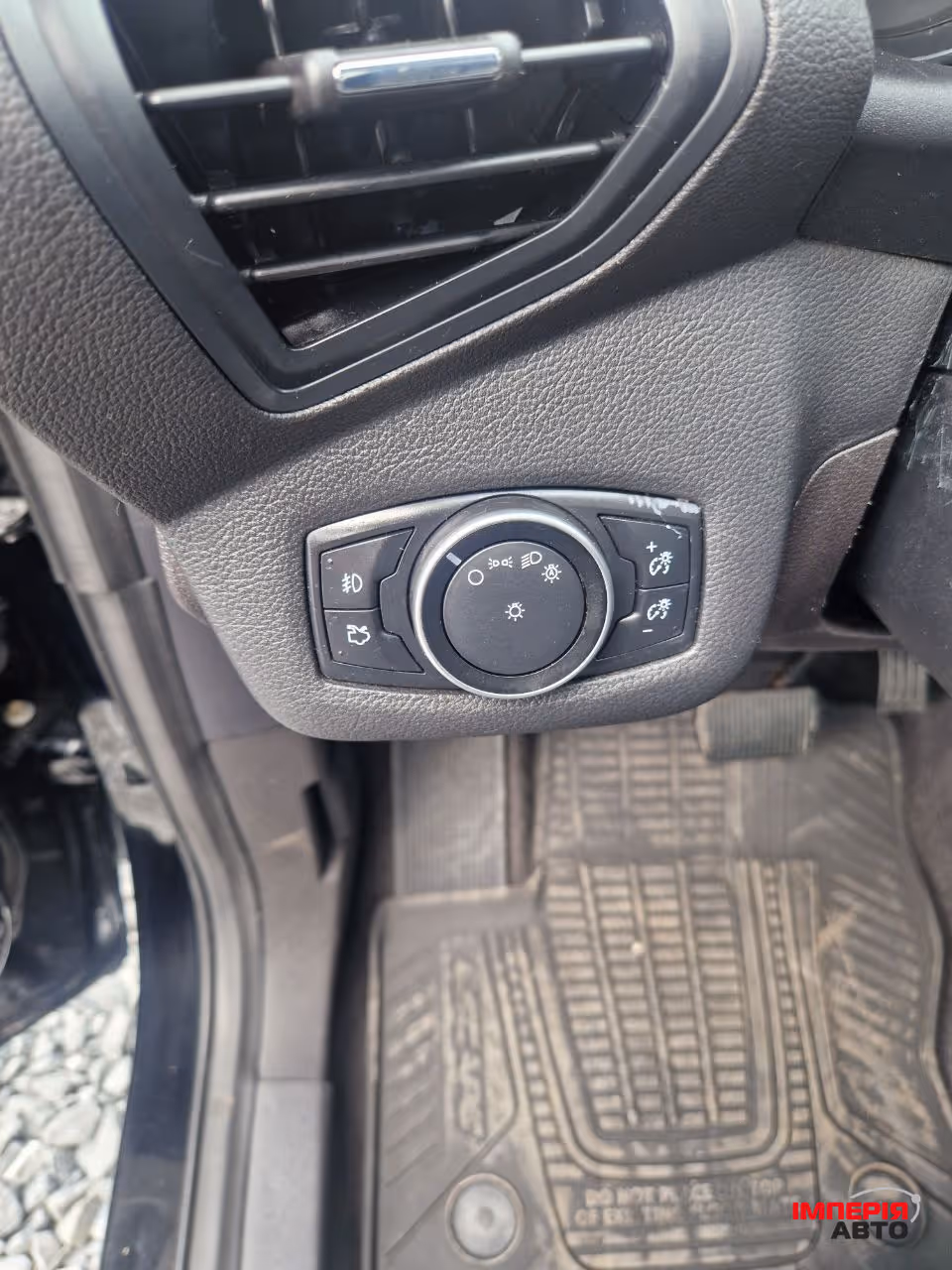 Ford Escape - фото 17