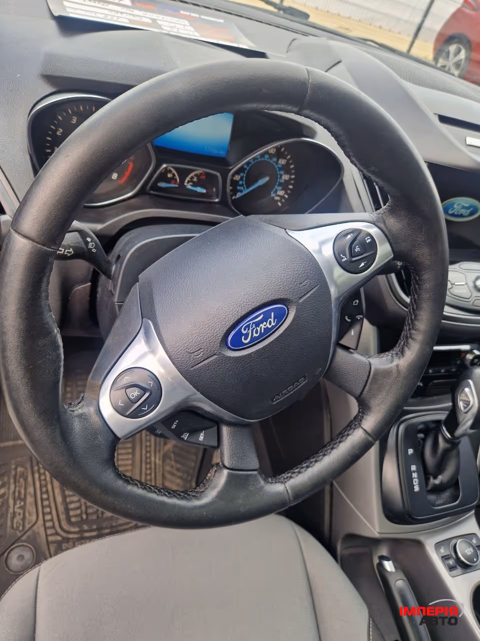 Ford Escape - фото 16