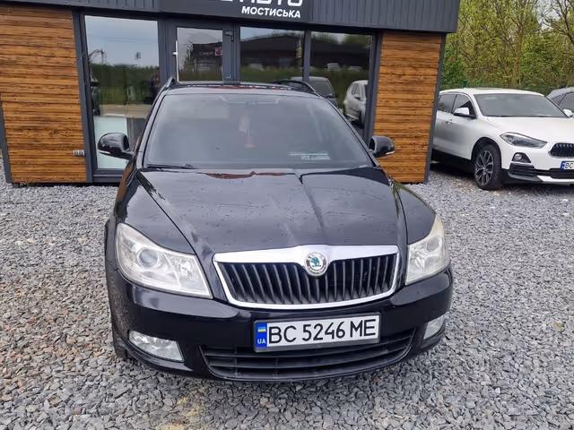 Skoda Octavia - фото 1