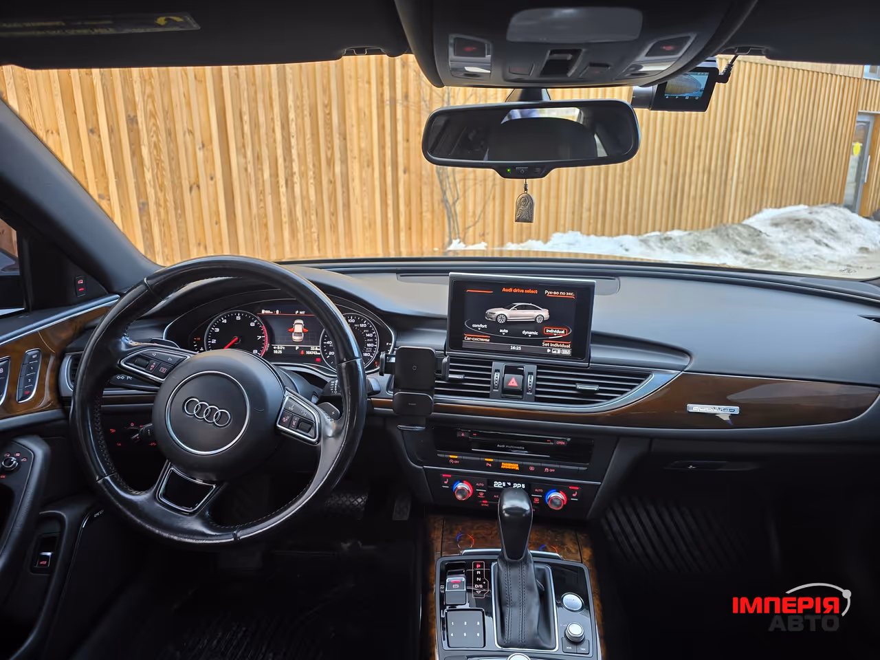 Audi A6 - фото 9