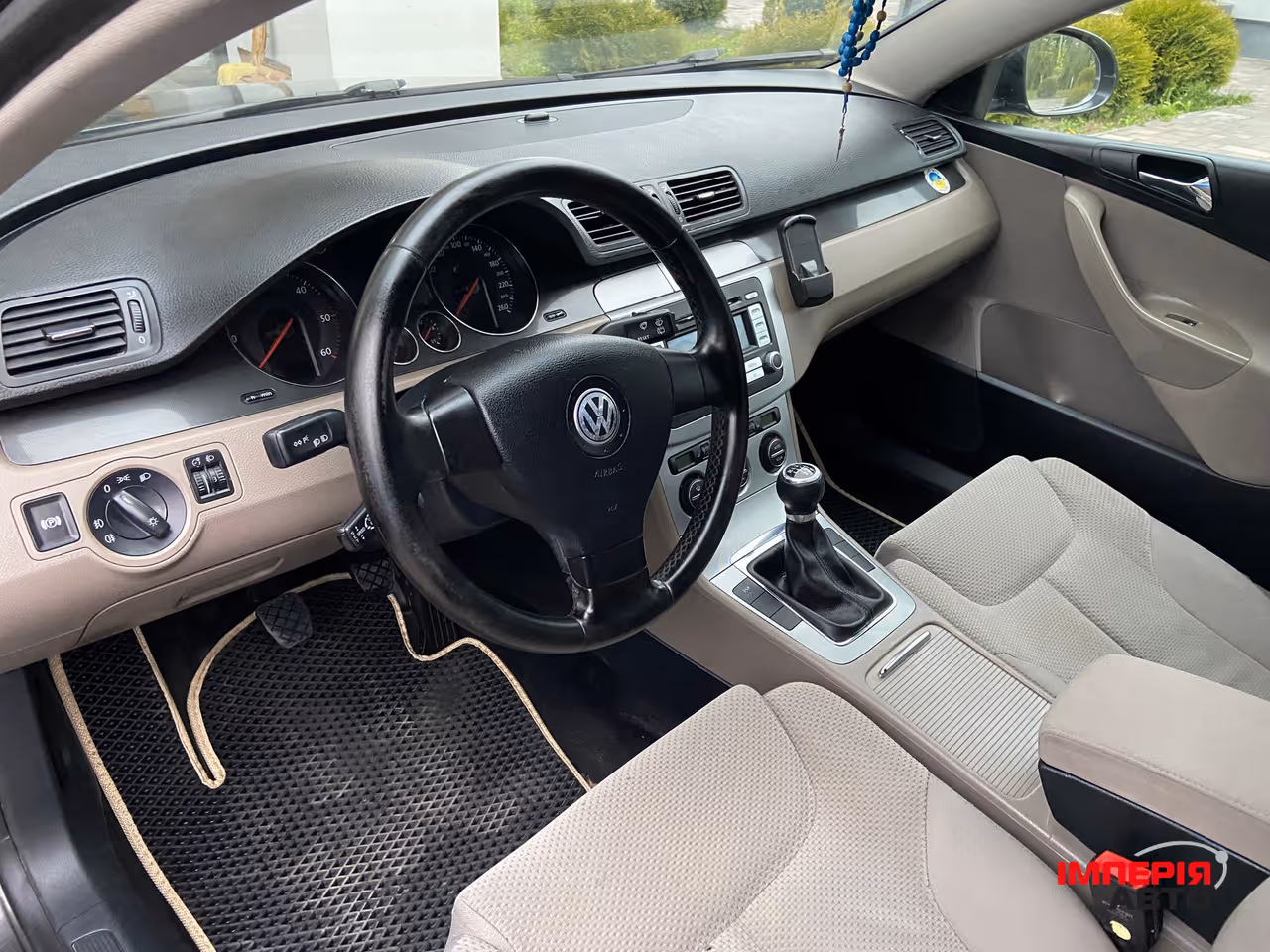 Volkswagen Passat - фото 6
