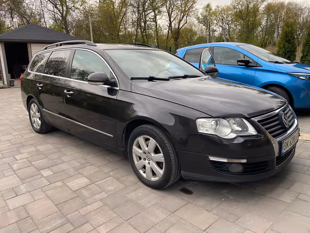 Volkswagen Passat - фото 2