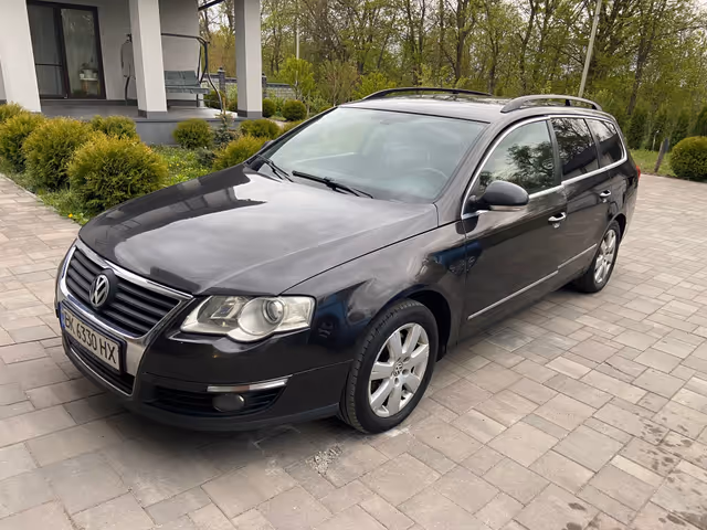 Volkswagen Passat - фото 1