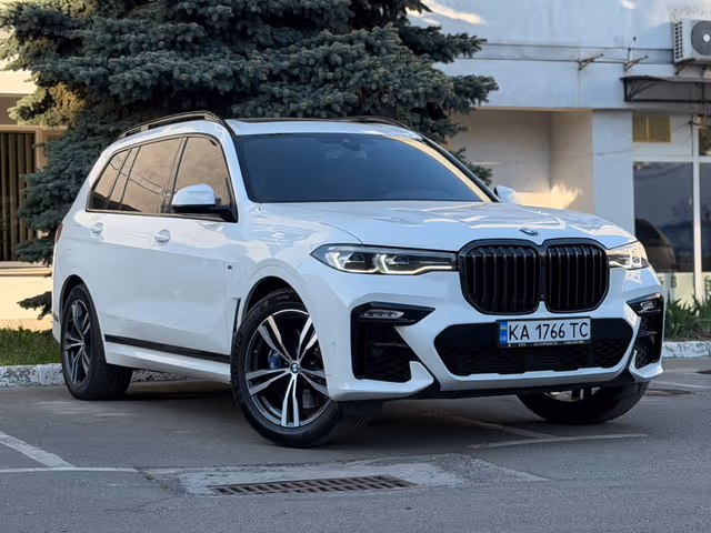 BMW X7 - фото 4