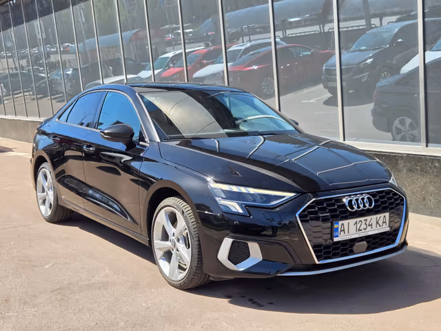 Audi A3 - фото 1