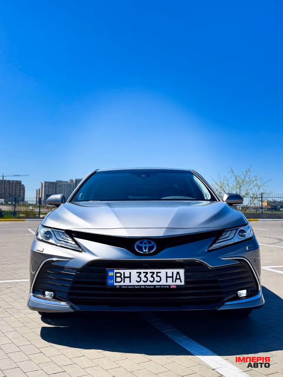 Toyota Camry - фото 2