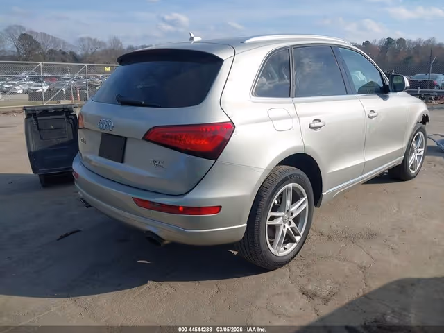 Audi Q5 - фото 5