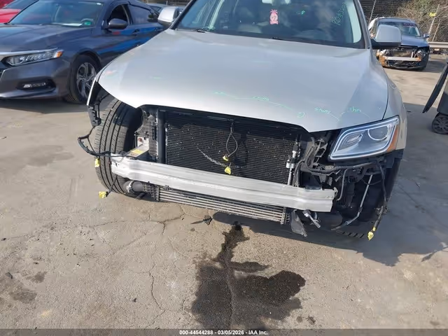 Audi Q5 - фото 2