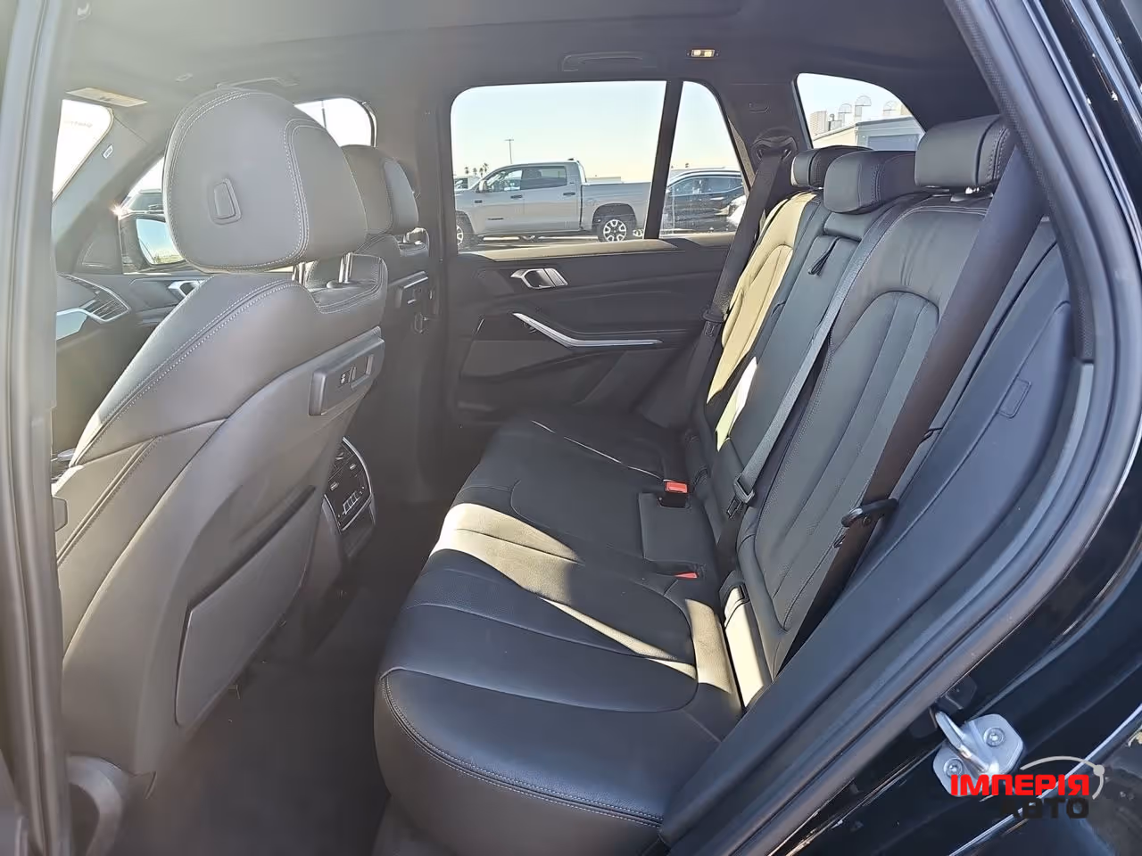 BMW X5 - фото 11