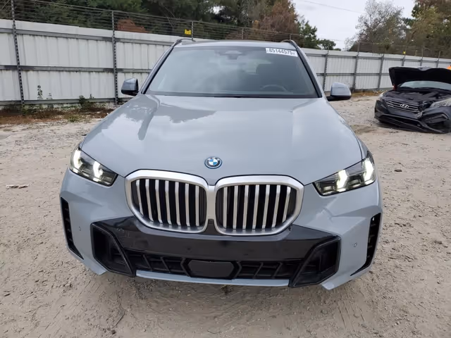 BMW X5 - фото 1