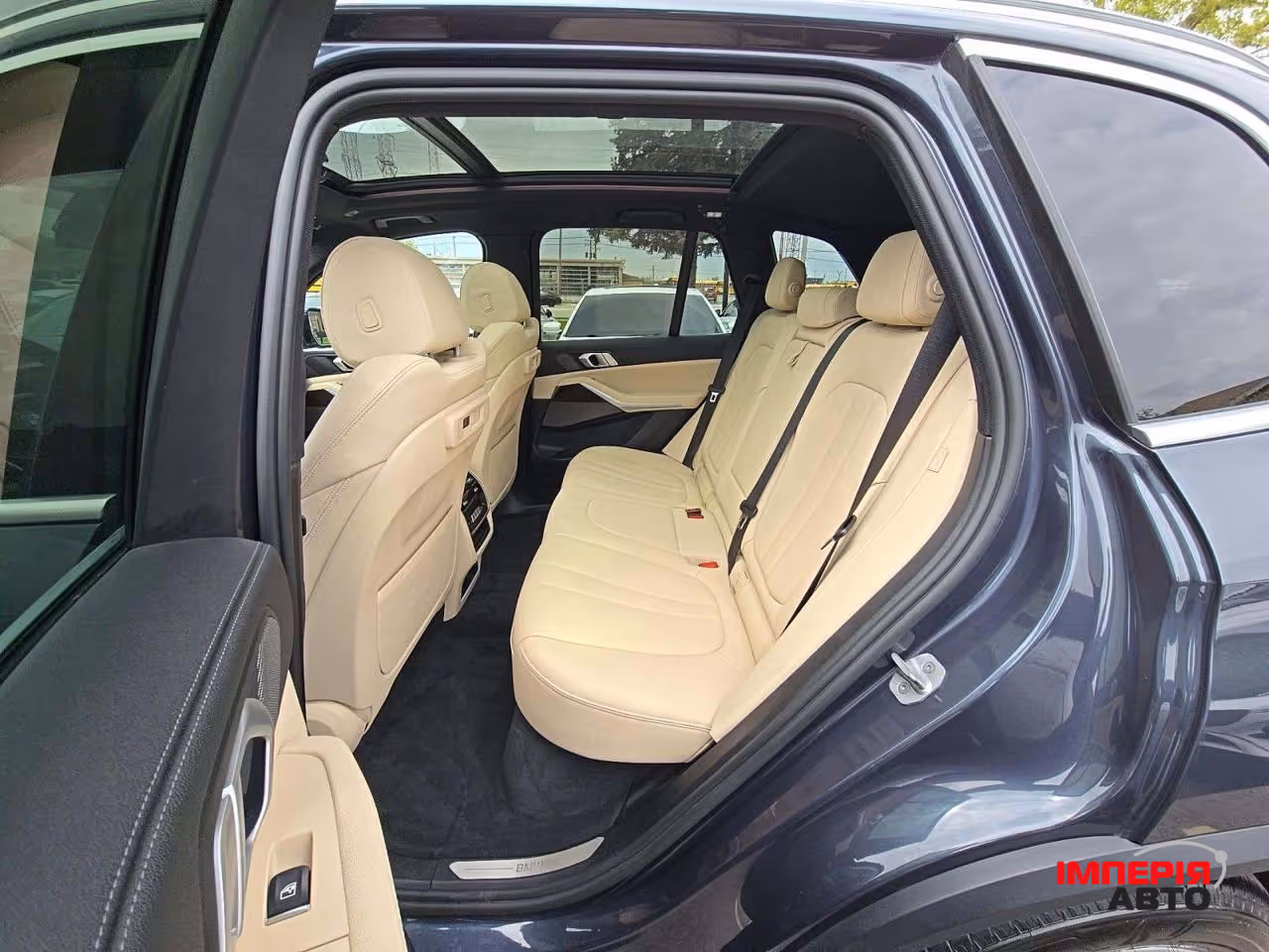 BMW X5 - фото 9