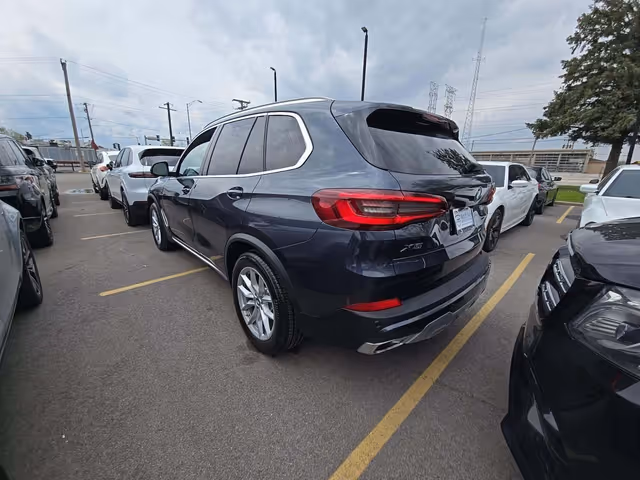 BMW X5 - фото 2