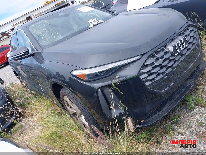 Audi Q5 - фото 1