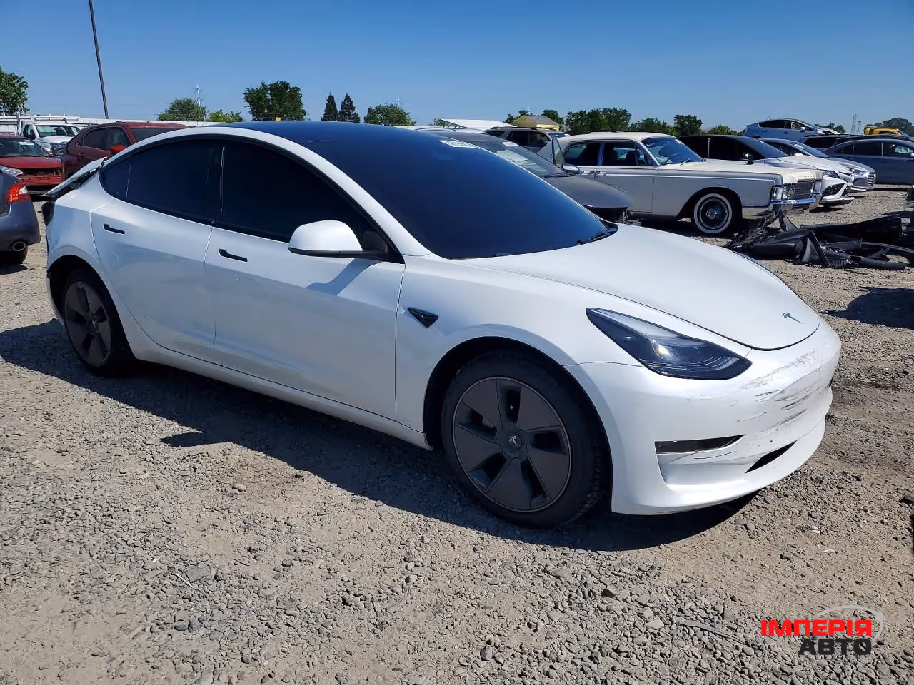 Tesla Model 3 - фото 3