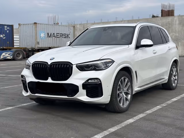 BMW X5 - фото 2