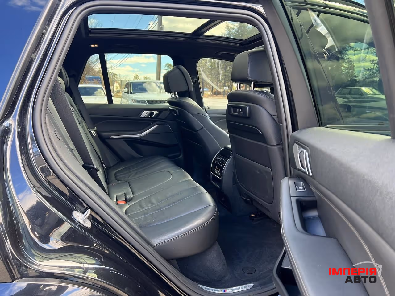 BMW X5 - фото 7