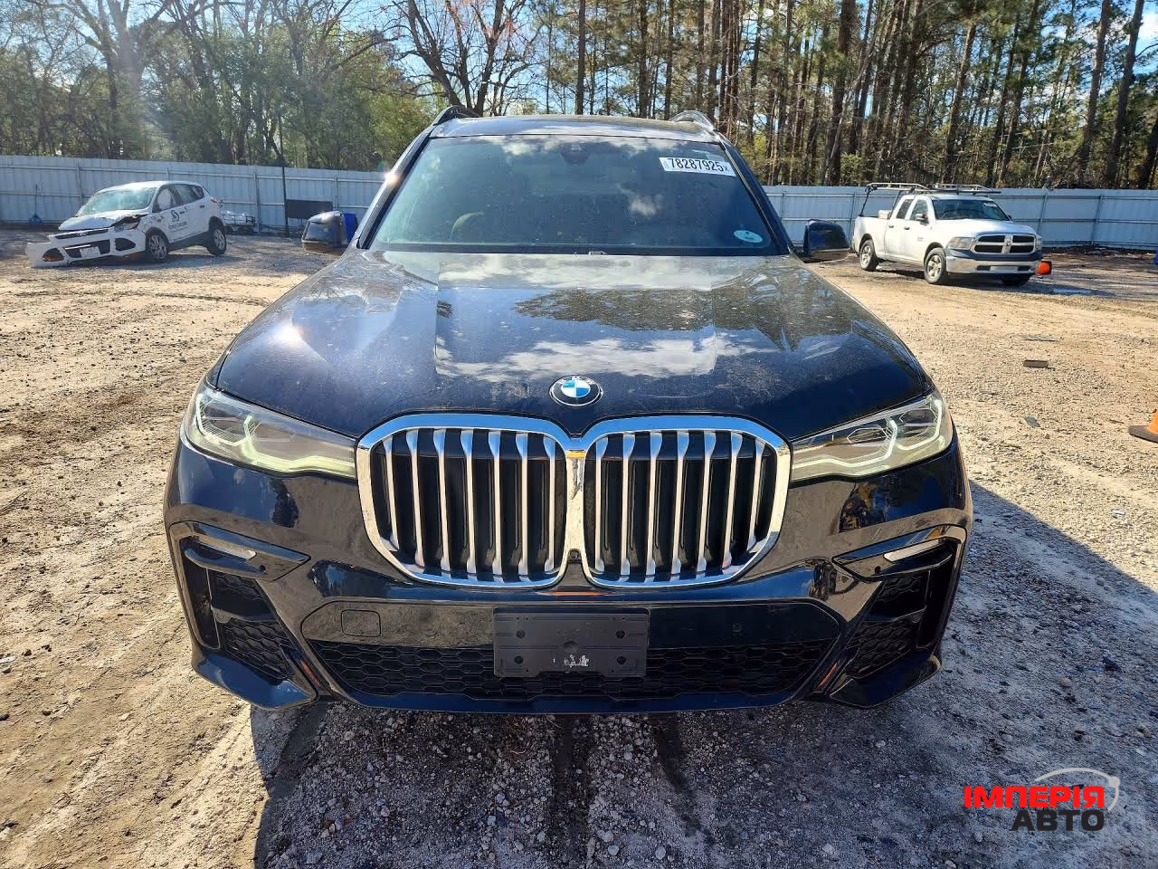 BMW X7 - фото 1
