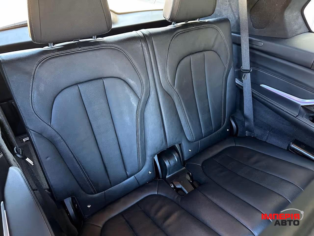 BMW X7 - фото 7