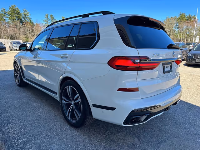 BMW X7 - фото 3