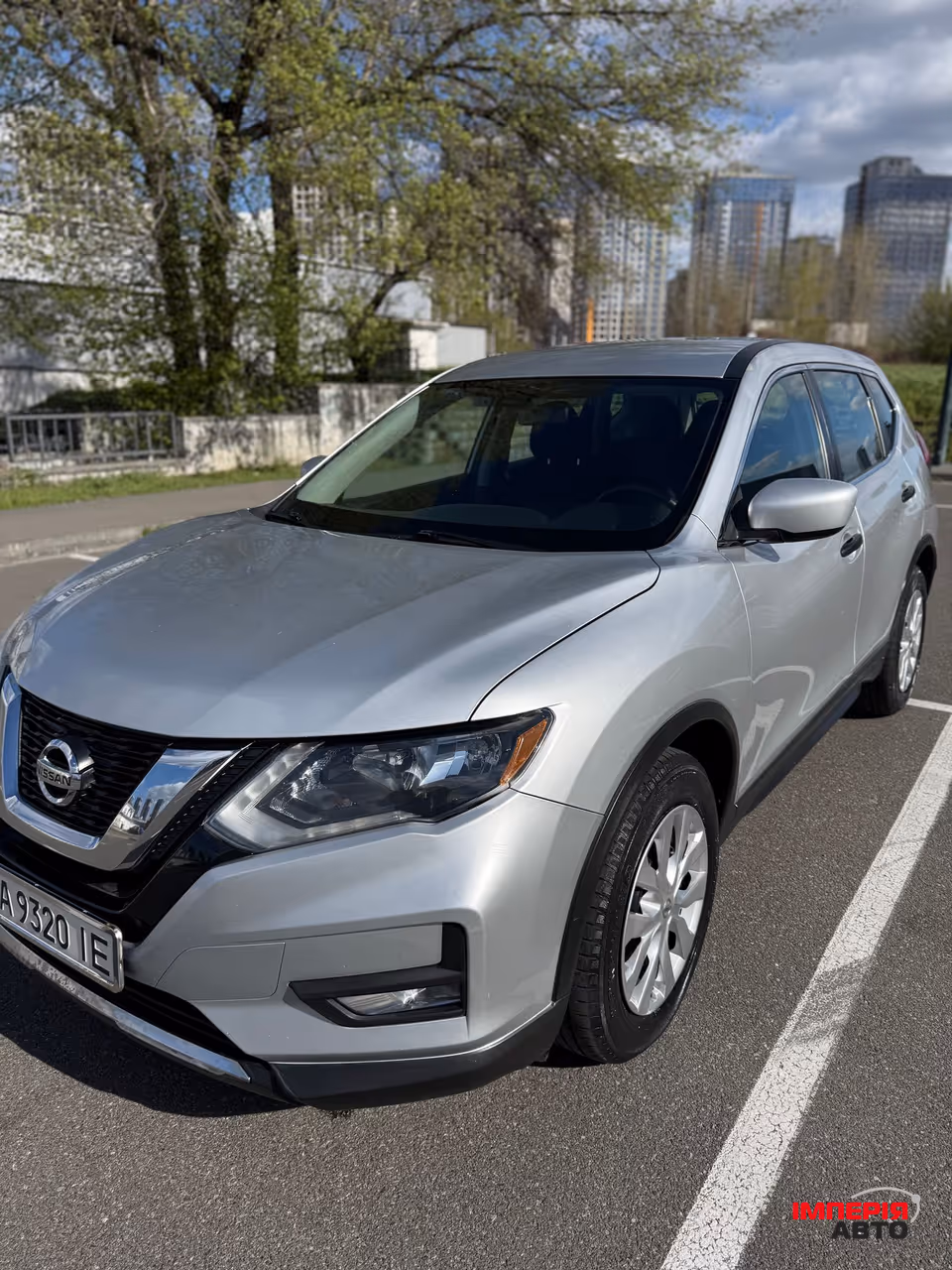 Nissan Rogue - фото 4
