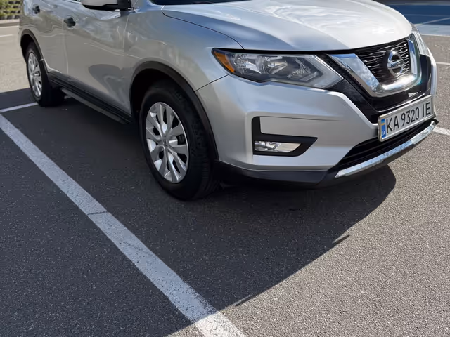 Nissan Rogue - фото 5