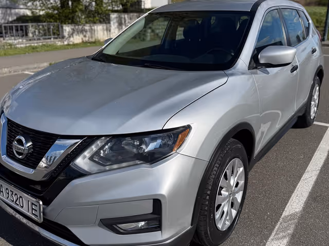 Nissan Rogue - фото 4
