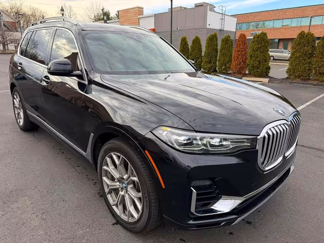 BMW X7 - фото 2