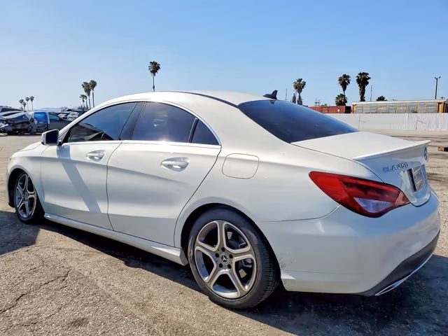 Mercedes-Benz CLA - фото 5