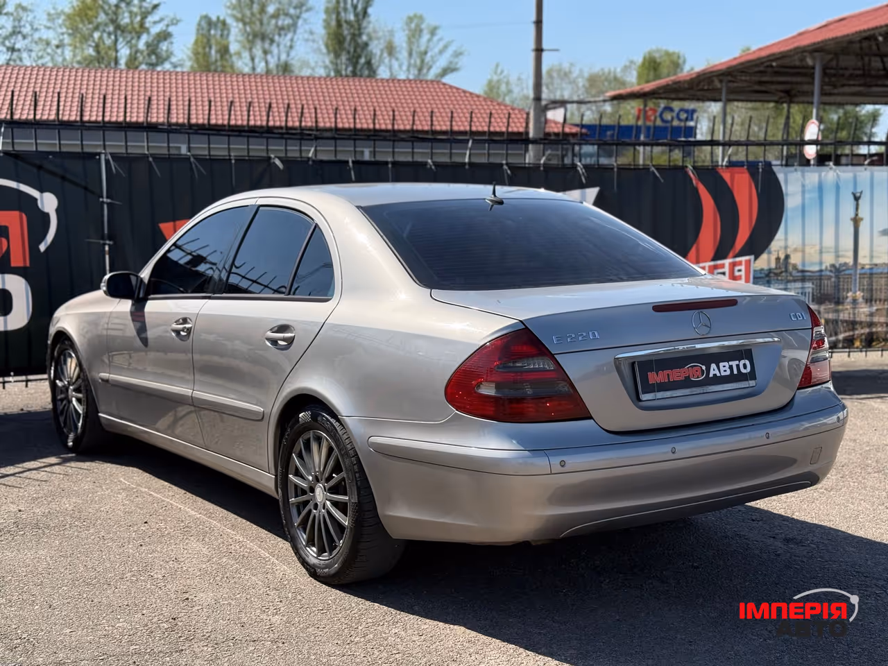 Mercedes-Benz E-Класс - фото 6