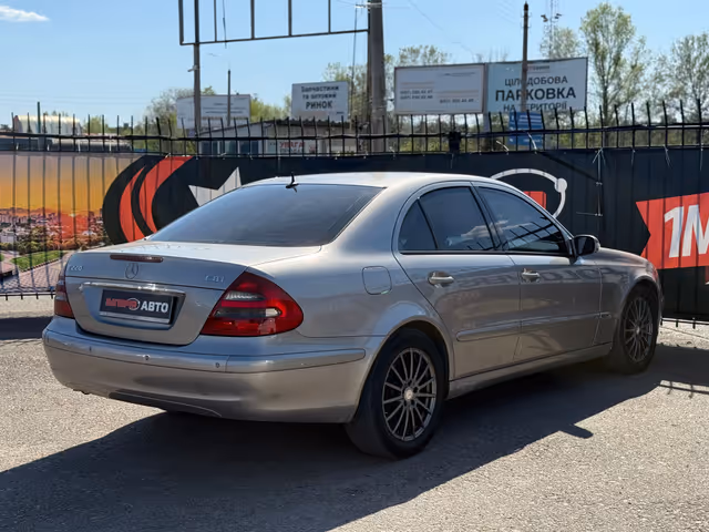 Mercedes-Benz E-Класс - фото 4