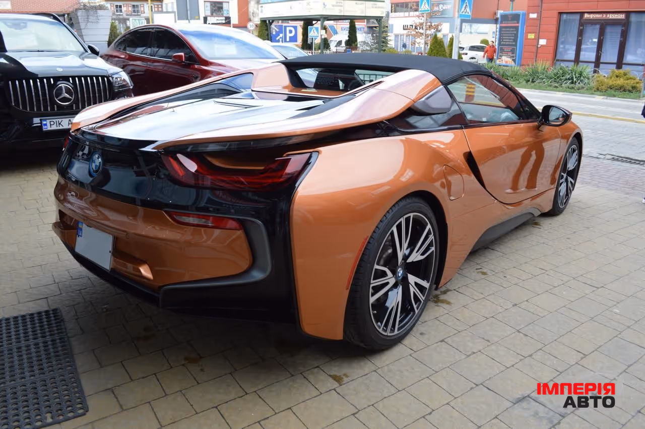 BMW i8 - фото 3