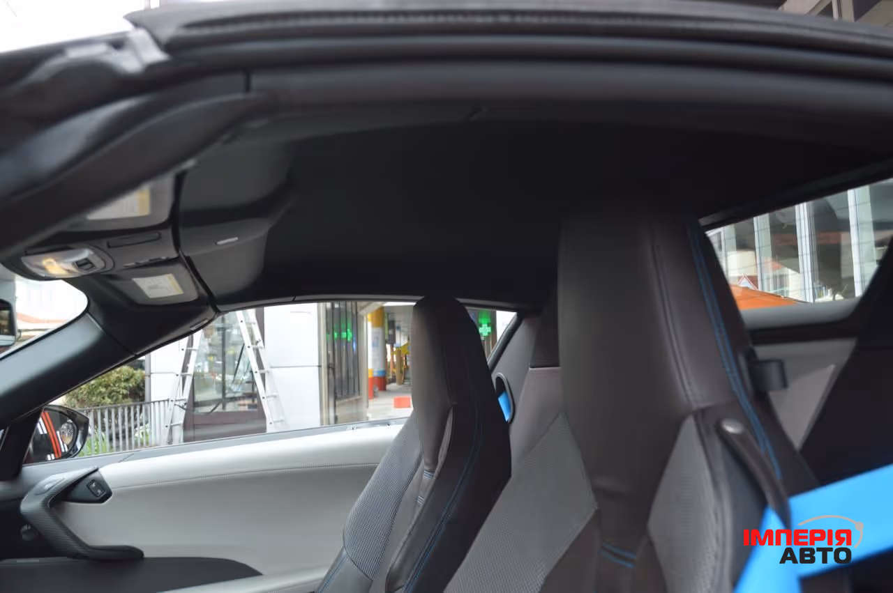 BMW i8 - фото 6