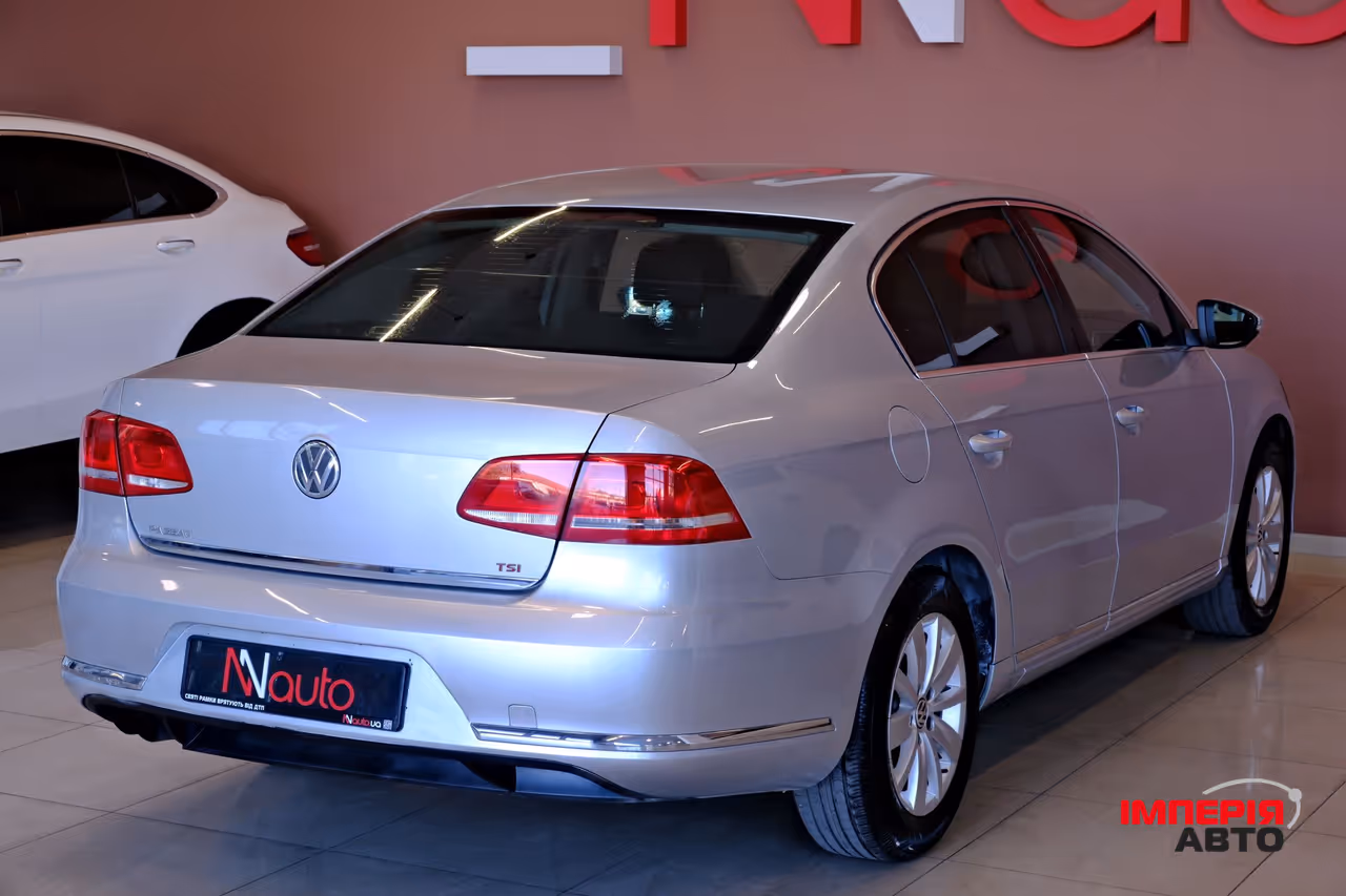 Volkswagen Passat - фото 5