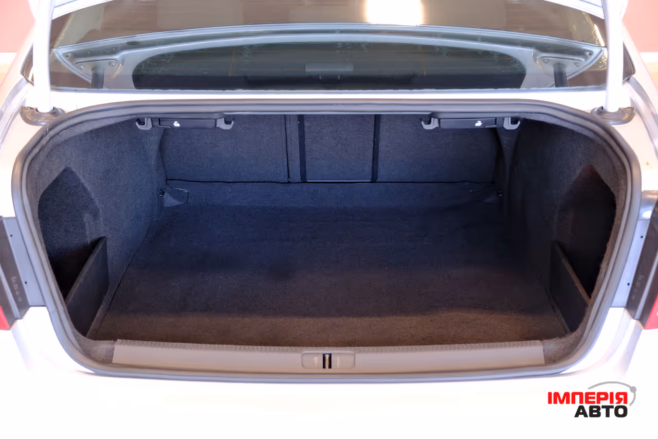 Volkswagen Passat - фото 9