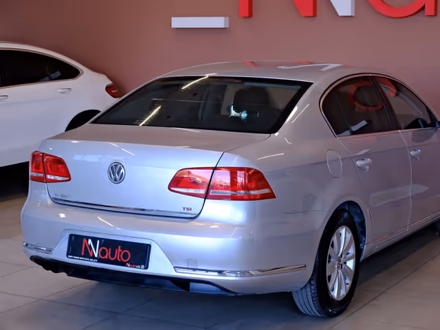 Volkswagen Passat - фото 5