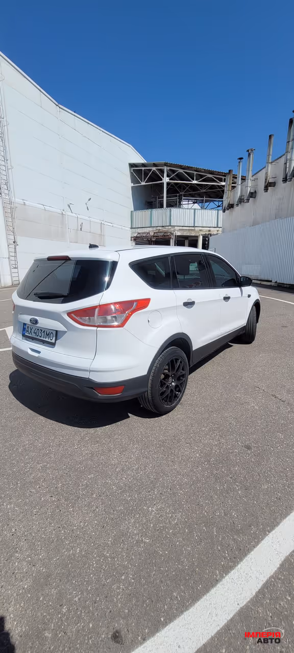 Ford Escape - фото 8