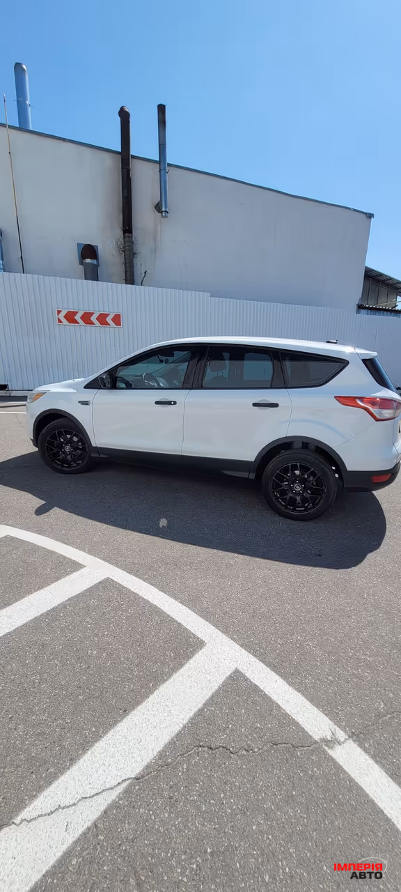 Ford Escape - фото 2