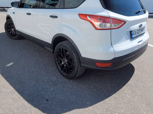 Ford Escape - фото 5